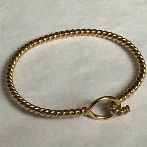 Gold toned twisted rope design bracelet